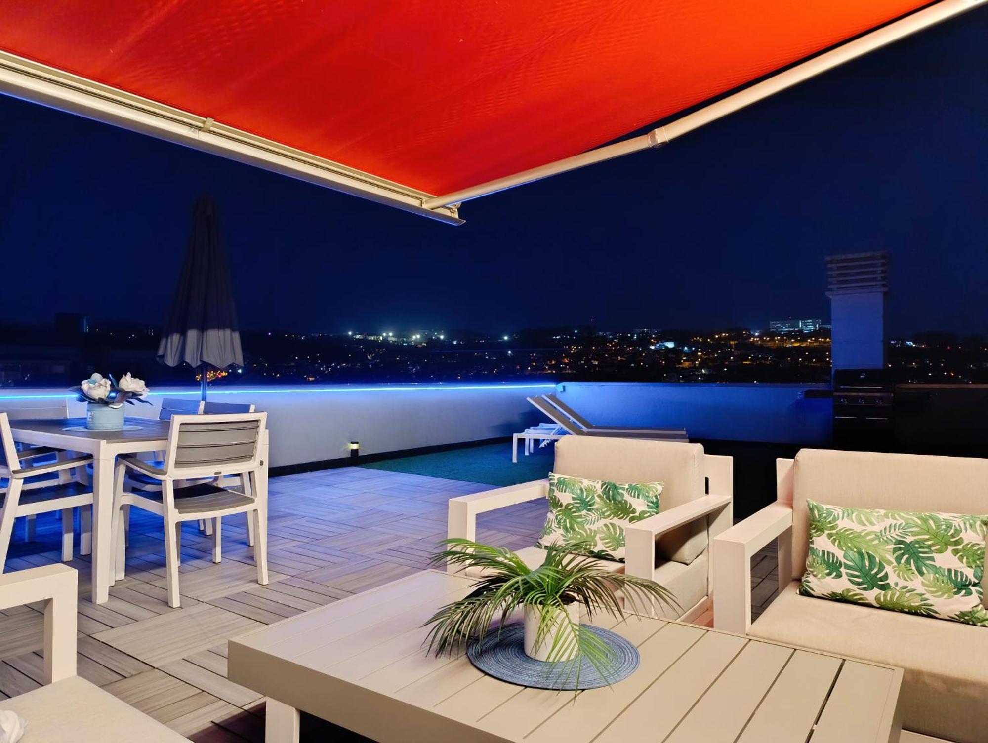 Atico Chill-Out De Lujo Con Piscina Y Parking Gratis Apartment Vigo Ngoại thất bức ảnh